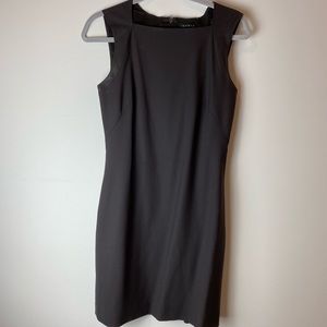 Theory wool shift dress size 2